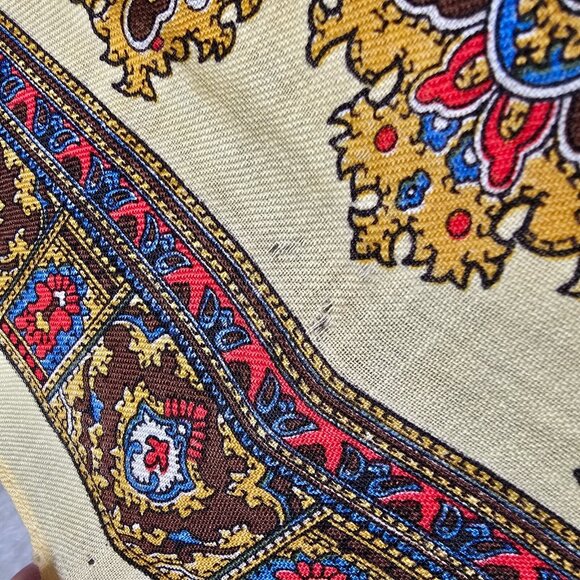 English Village Scarf Square Wool Japan Persian Inspired Baroque Floral Boho VTG - Picture 6 of 10